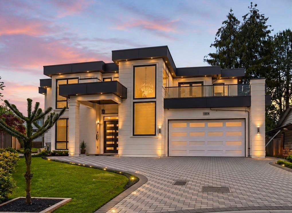 13034 63a Avenue, Surrey, BC, V3X 2E5