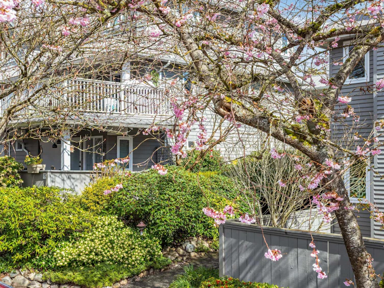 205-1518 Bowser Avenue, North Vancouver, BC, V7P 2Y3 - 24