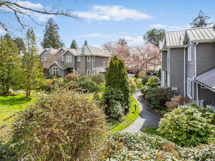 205-1518 Bowser Avenue, North Vancouver, BC, V7P 2Y3 - 26