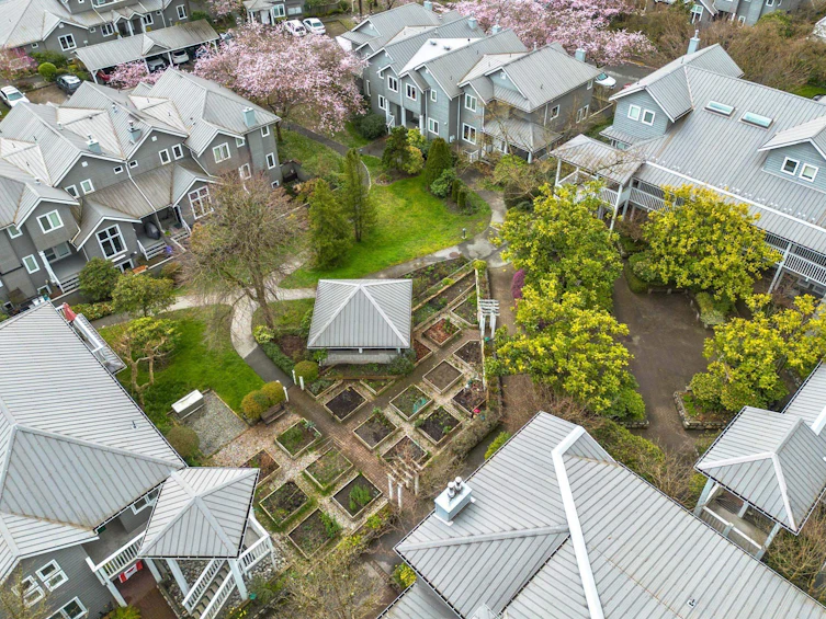 205-1518 Bowser Avenue, North Vancouver, BC, V7P 2Y3 - 31
