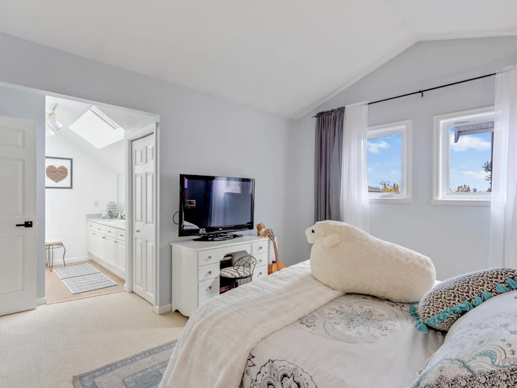 205-1518 Bowser Avenue, North Vancouver, BC, V7P 2Y3 - 17
