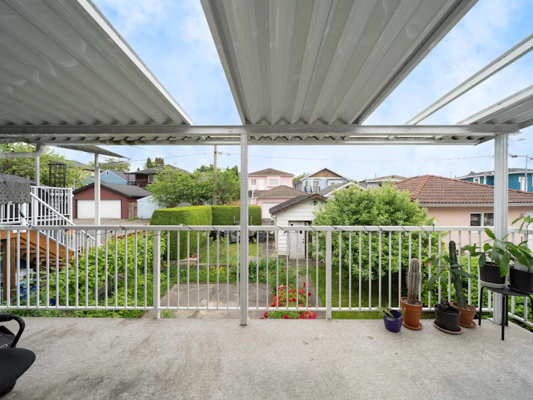 2066 E 23rd Avenue, Vancouver, BC, V5N 2V1 - 27