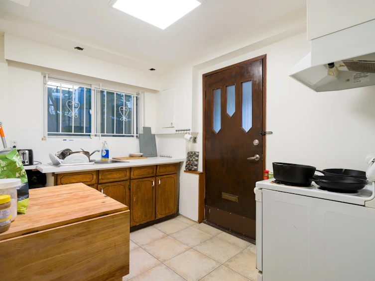 2066 E 23rd Avenue, Vancouver, BC, V5N 2V1 - 24