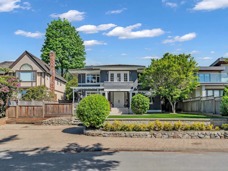 2459 Mathers Avenue, West Vancouver, BC, V7V 2H9