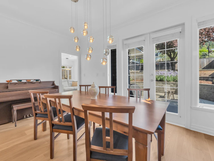 2459 Mathers Avenue, West Vancouver, BC, V7V 2H9 - 10