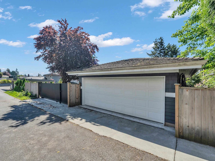 2459 Mathers Avenue, West Vancouver, BC, V7V 2H9 - 37