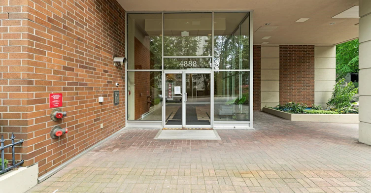 902-4888 Hazel Street, Burnaby, BC, V3E 3N2 - 2