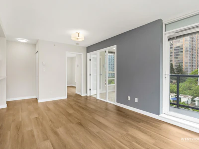 808-939 Expo Boulevard - 4
