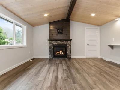 547 Fort Street - 5