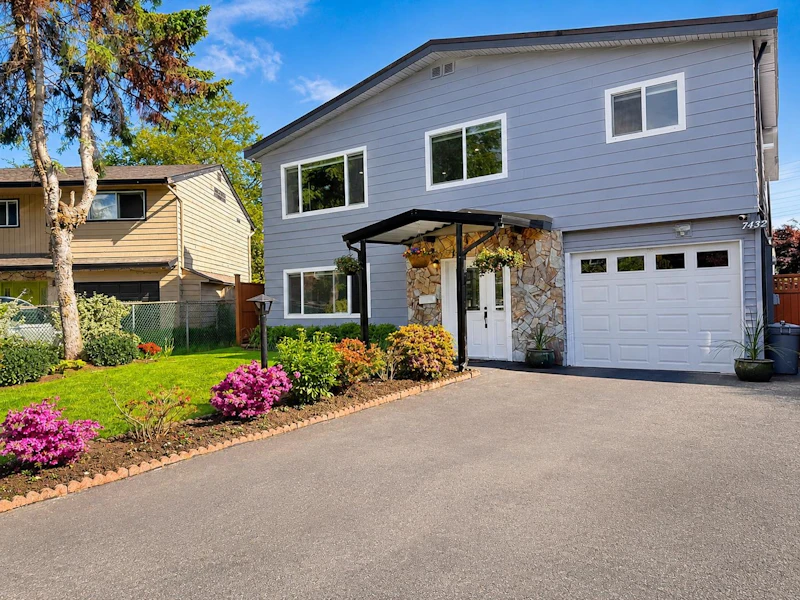 7432 115a Street, Delta BC V4C 5P8