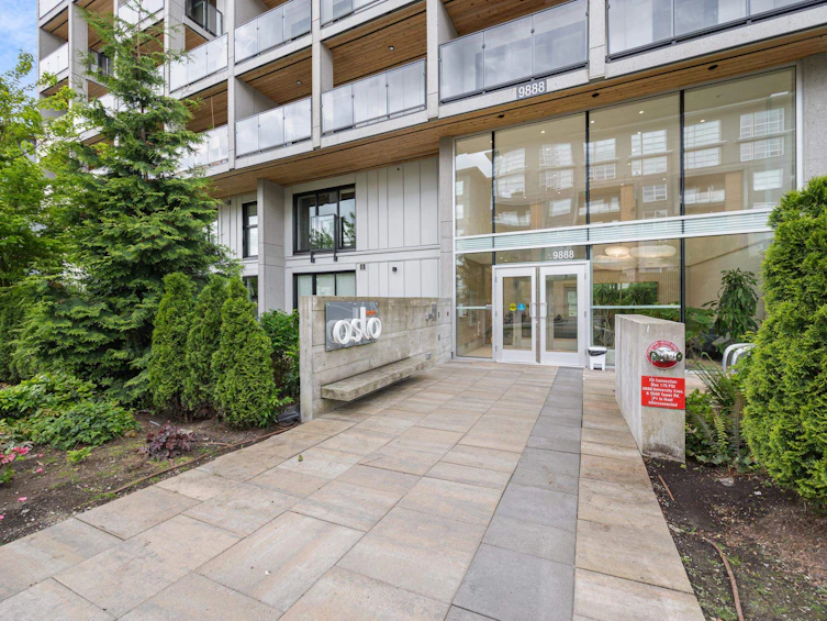 317-9888 University Crescent, Burnaby, BC, V5A 0G4 - 3