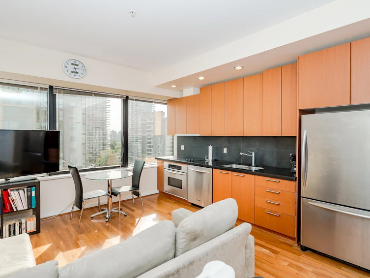 1312-1333 W Georgia Street, Vancouver, BC, V6E 4V3 - 5