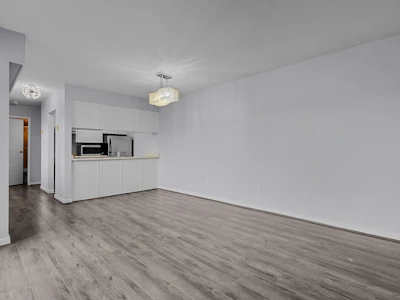 303-458 E 44th Avenue - 4
