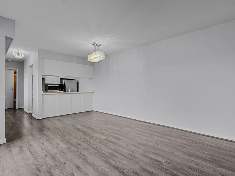 303-458 E 44th Avenue, Vancouver, BC, V5W 1W3 - 4