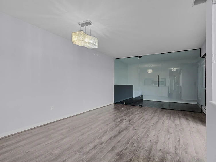 303-458 E 44th Avenue, Vancouver, BC, V5W 1W3 - 3