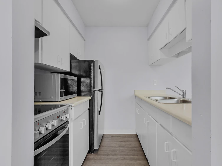 303-458 E 44th Avenue, Vancouver, BC, V5W 1W3 - 9