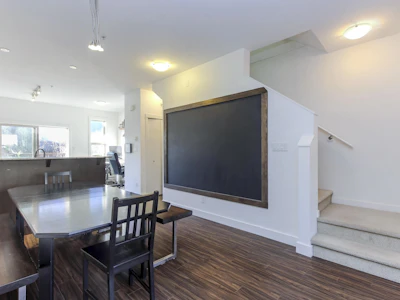 21-40653 Tantalus Road - 5