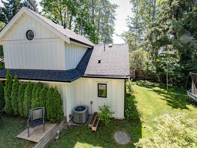 361 W 19th Street, North Vancouver, BC, V7M 1X7 - 19