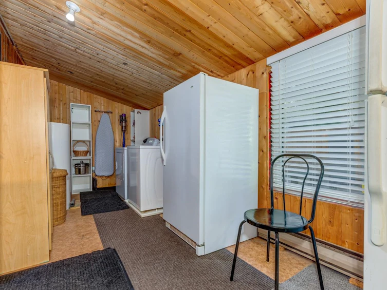 10009 Paradise Valley Road, Squamish, BC, V0N 1H0 - 15