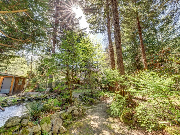 10009 Paradise Valley Road, Squamish, BC, V0N 1H0 - 28