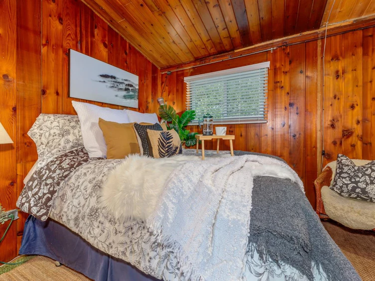 10009 Paradise Valley Road, Squamish, BC, V0N 1H0 - 11