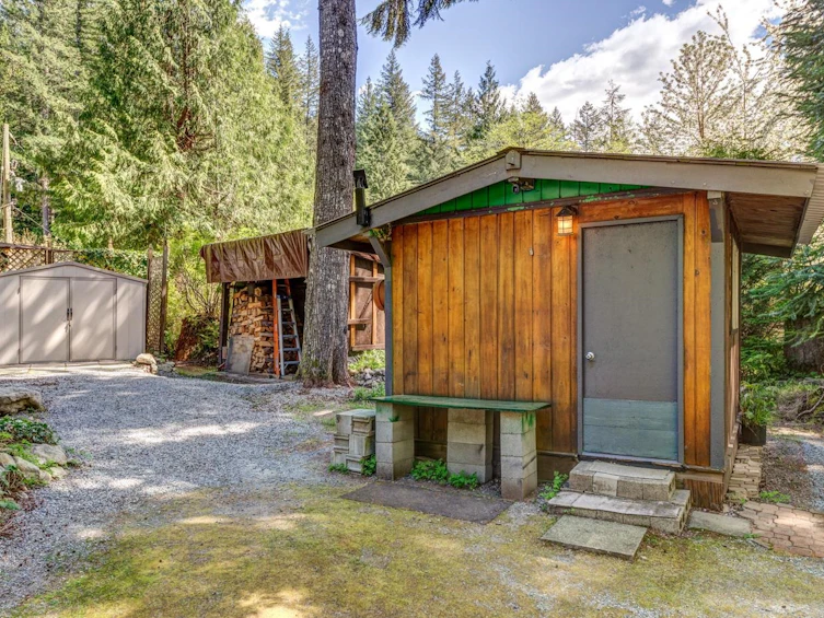 10009 Paradise Valley Road, Squamish, BC, V0N 1H0 - 20