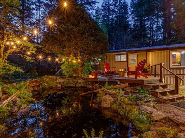 10009 Paradise Valley Road, Squamish, BC, V0N 1H0
