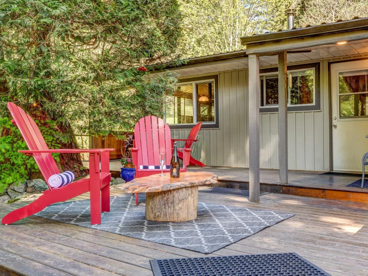 10009 Paradise Valley Road, Squamish, BC, V0N 1H0 - 4