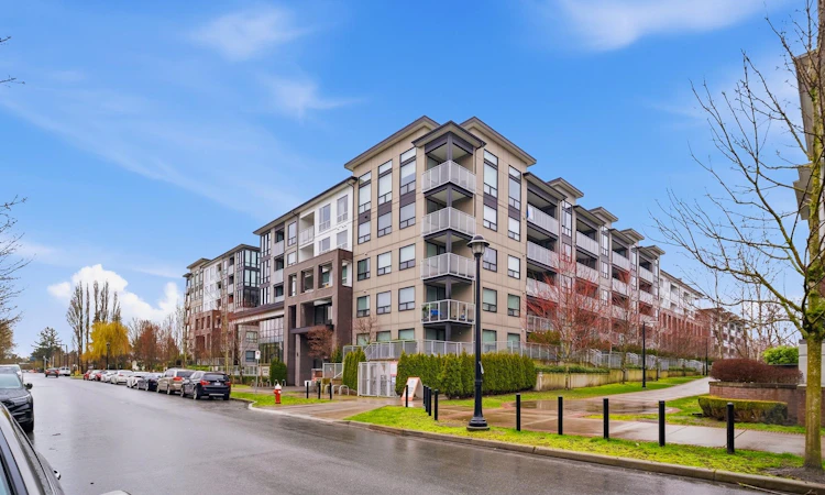 122-9233 Odlin Road