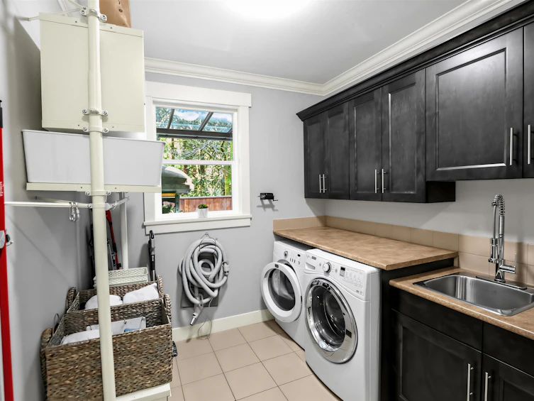 1376 Dyck Road, North Vancouver, BC, V7K 1S2 - 32
