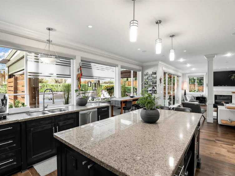 1376 Dyck Road, North Vancouver, BC, V7K 1S2 - 12