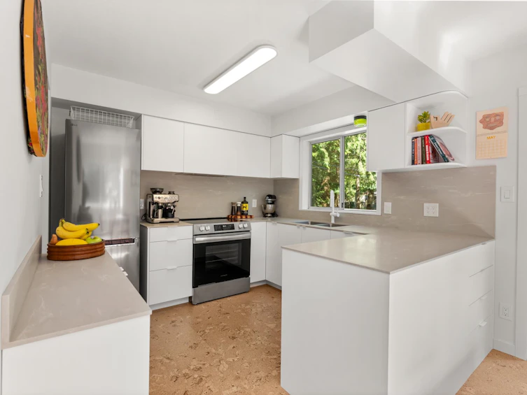 8044 Dogwood Drive, Halfmoon Bay, BC, V7Z 1A7 - 10