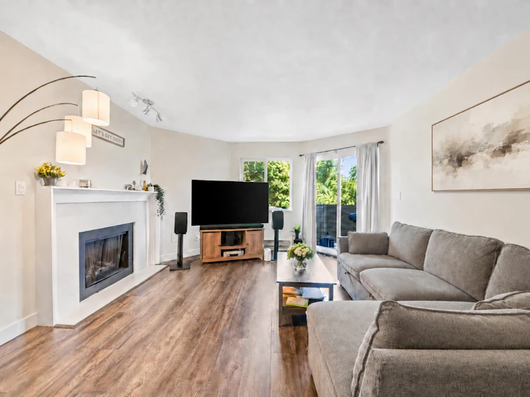 209-11963 223 Street, Maple Ridge, BC, V2X 5Y4 - 2