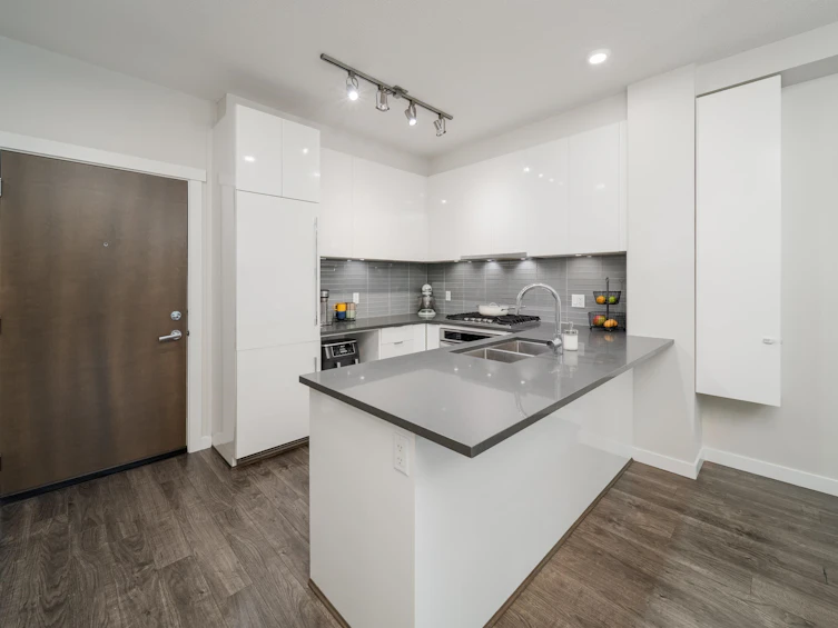 218-9399 Alexandra Road, Richmond, BC, V6X 0L7 - 9