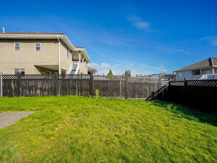 12246 64a Avenue, Surrey, BC, V3W 3R8 - 33