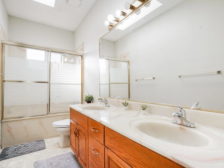 12246 64a Avenue, Surrey, BC, V3W 3R8 - 29