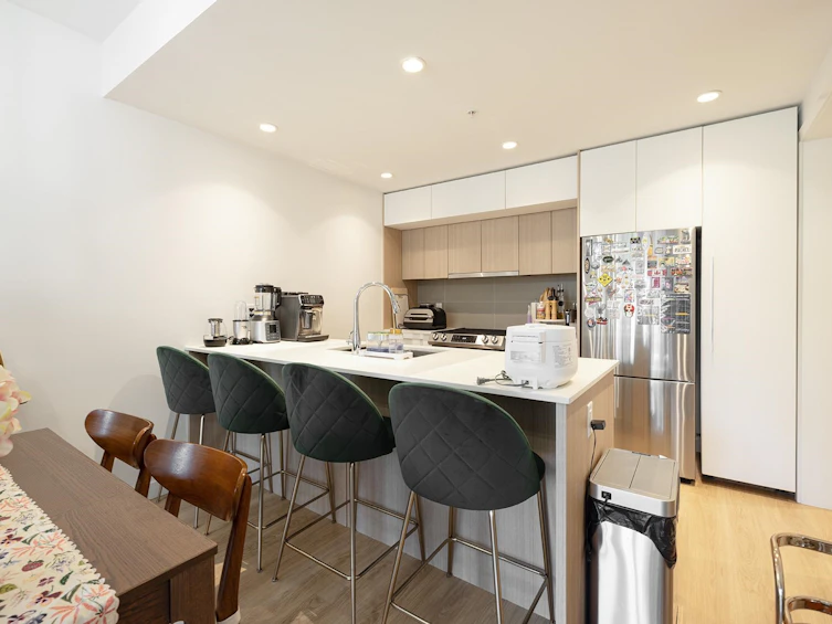 208-9888 University Crescent, Burnaby, BC, V5A 0G4 - 5