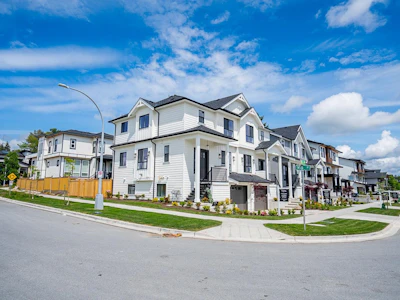 101-16613 18a Avenue - 3