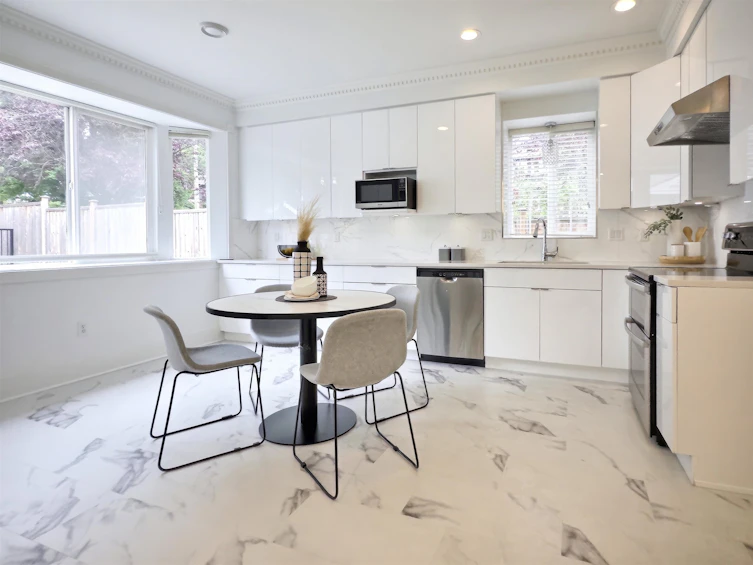 2709 W 37th Avenue, Vancouver, BC, V6N 2T5 - 10