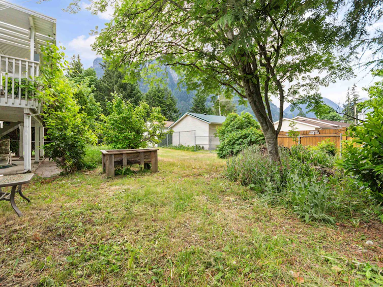 770 Olson Avenue, Hope, BC, V0X 1L0 - 33