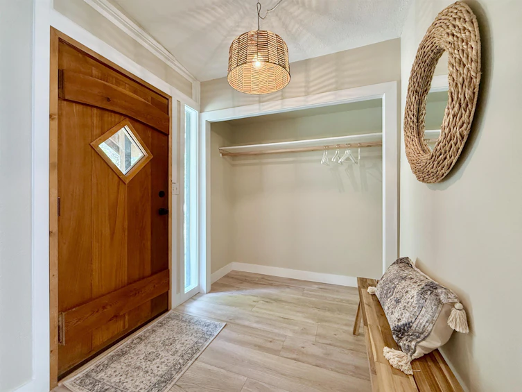6376 Sunshine Coast Highway, Sechelt, BC, V7Z 0M3 - 4