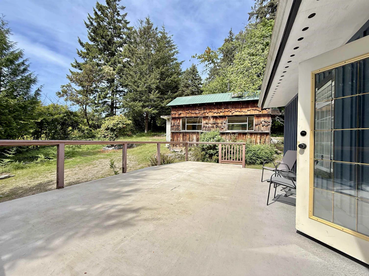 6376 Sunshine Coast Highway, Sechelt, BC, V7Z 0M3 - 22