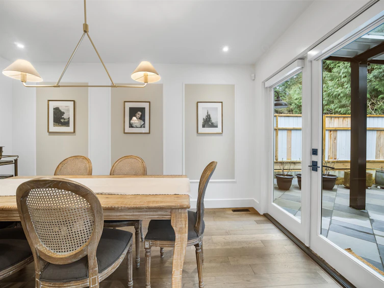 3558 Everglade Place, North Vancouver, BC, V7N 3T9 - 9