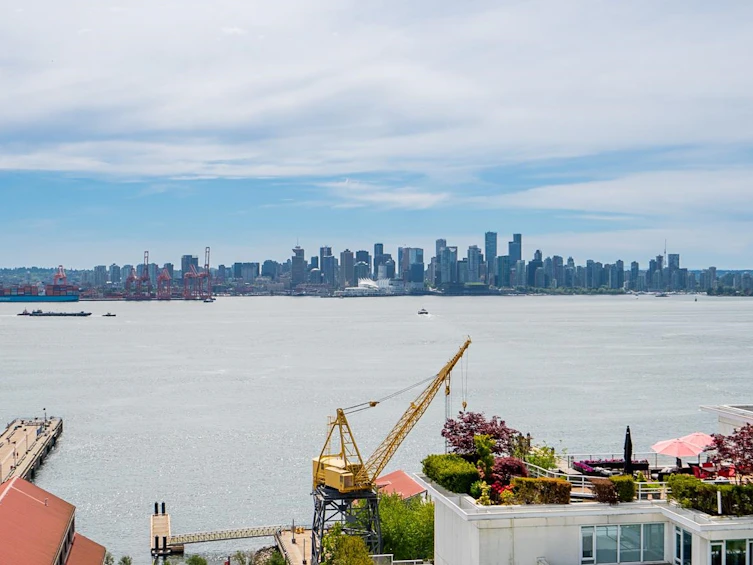 1503-138 E Esplanade Avenue, North Vancouver, BC, V7L 4X9 - 2