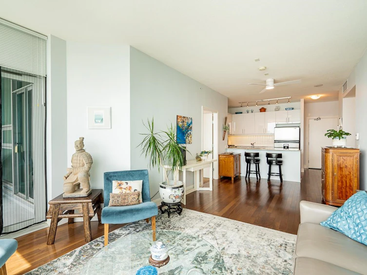 1503-138 E Esplanade Avenue, North Vancouver, BC, V7L 4X9 - 9