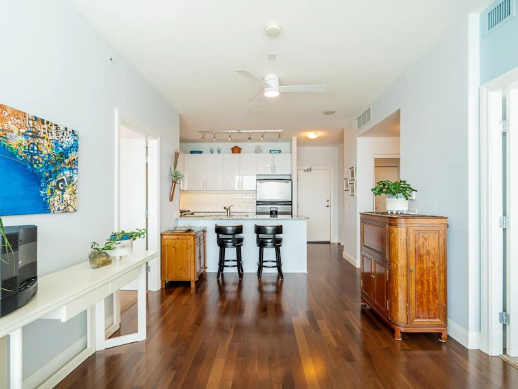 1503-138 E Esplanade Avenue, North Vancouver, BC, V7L 4X9 - 11