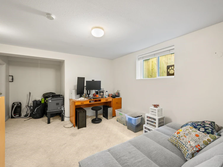 2323 W 23rd Avenue, Vancouver, BC, V6L 1N5 - 17