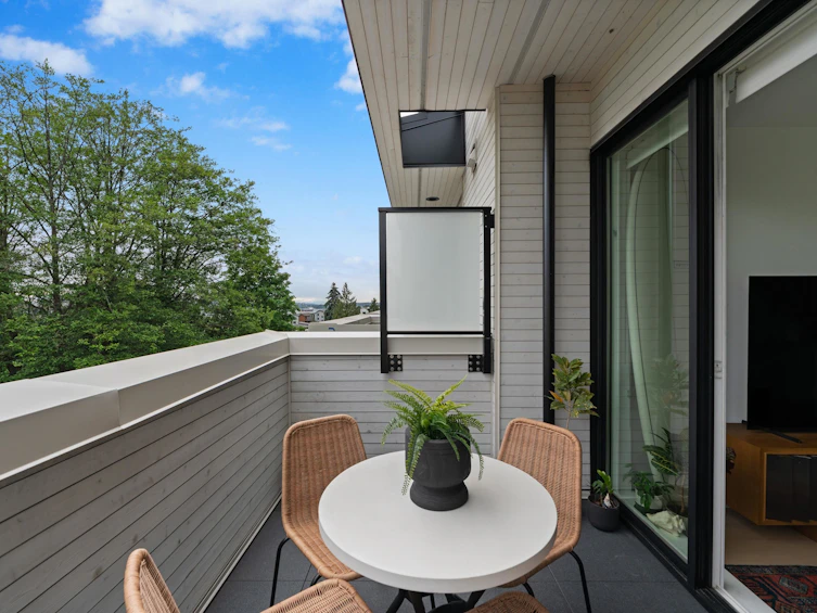 201-650 E 2nd Street, North Vancouver, BC, V7M 1E3 - 15