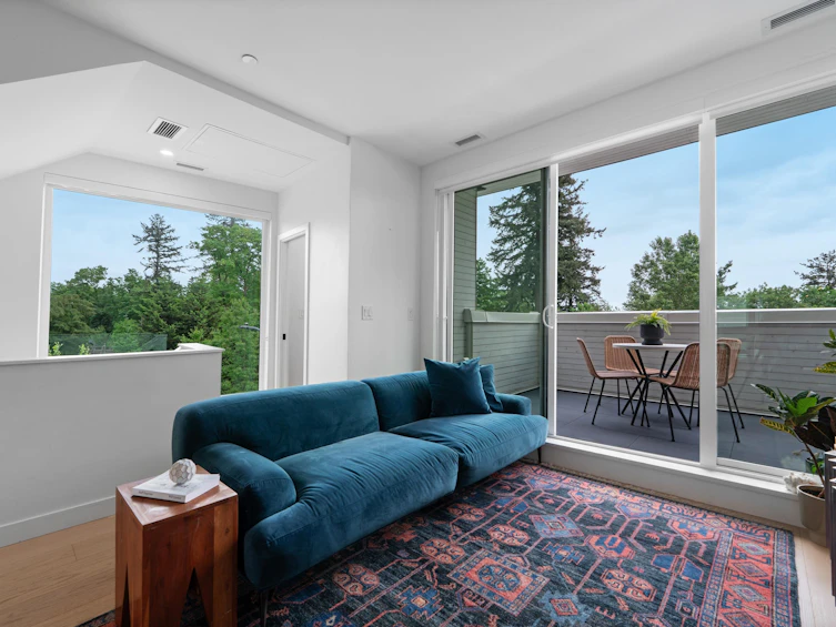 201-650 E 2nd Street, North Vancouver, BC, V7M 1E3 - 6