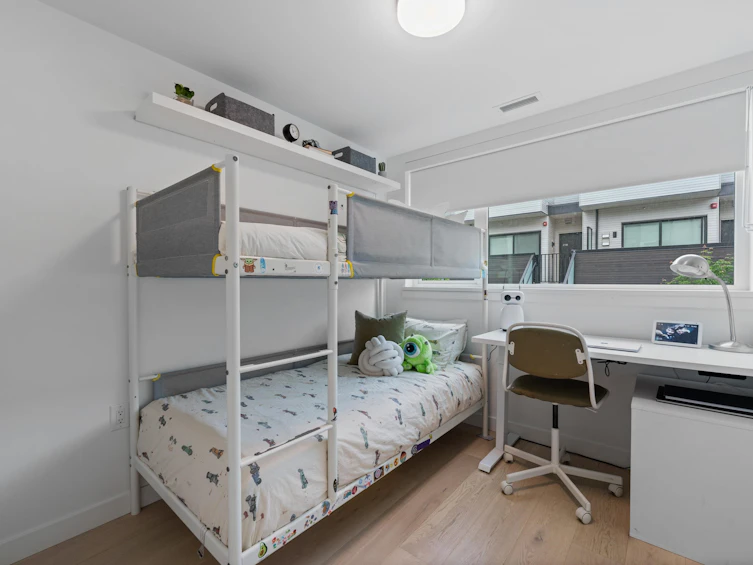 201-650 E 2nd Street, North Vancouver, BC, V7M 1E3 - 24